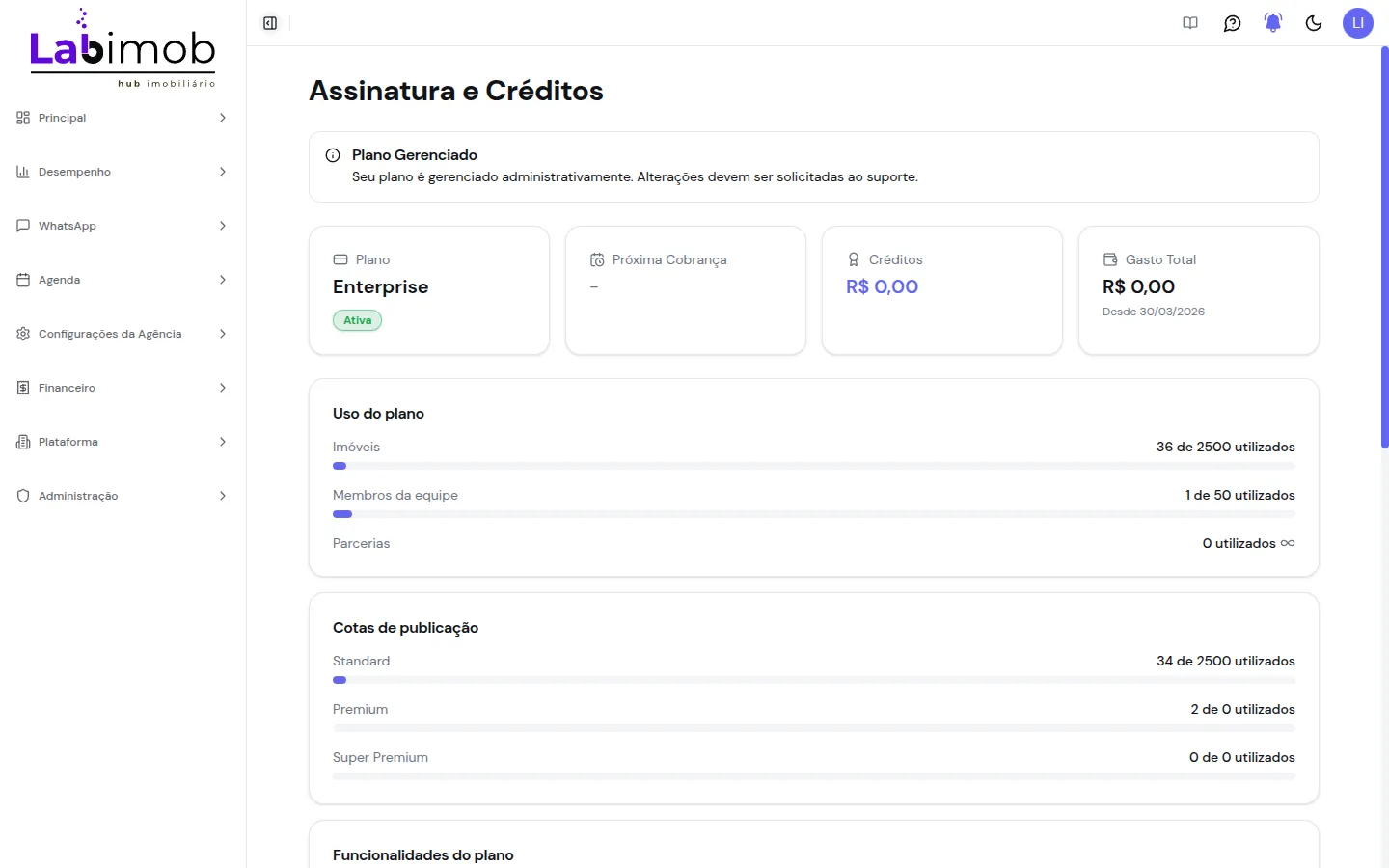 Tela de assinatura com plano, uso, cotas, funcionalidades, addons e histórico de pagamentos